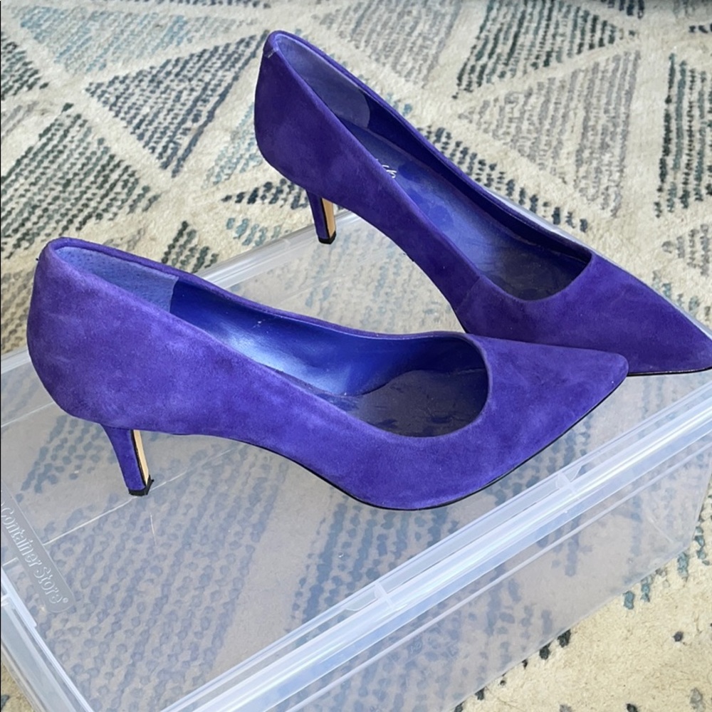 Lord & Taylor pumps
